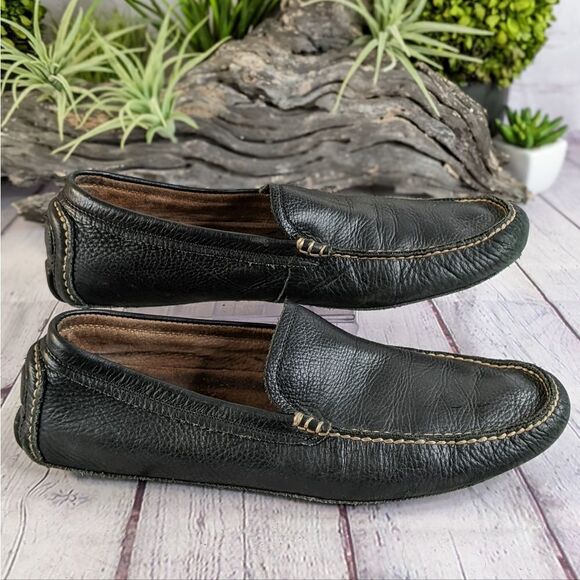 Banana Republic Men\'s Garrett Driving Loafer